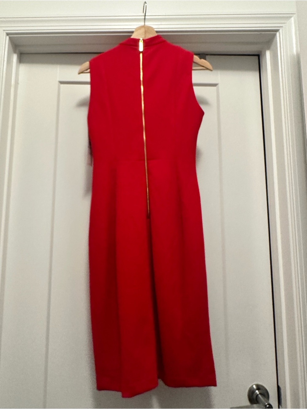❤️ NWT! Red CALVIN KLEIN Tie Neck Sleeveless Dress - Size 6 - Picture 4 of 11